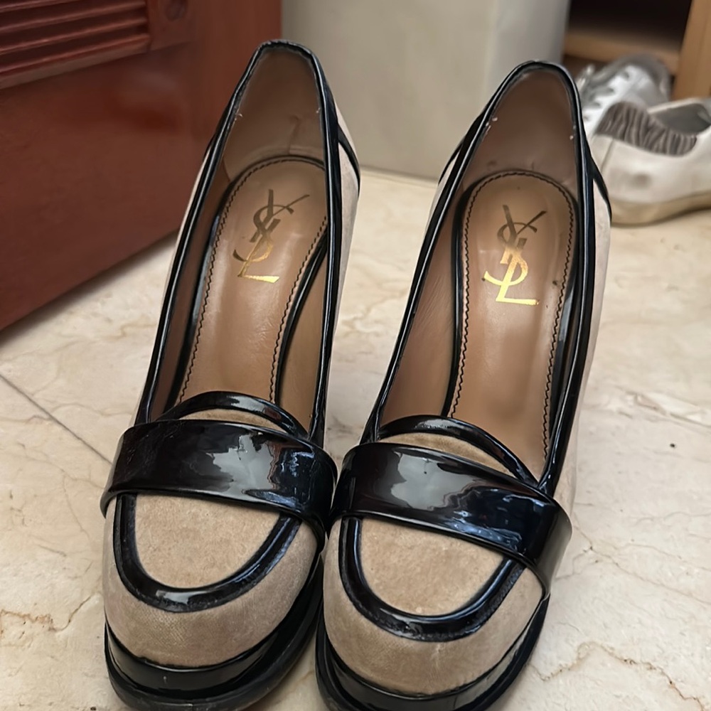 YSL vintage heels barely worn